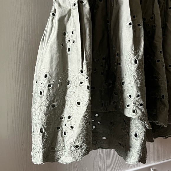 En Saison Sage Backless Maxi Dress - Picture 4 of 9